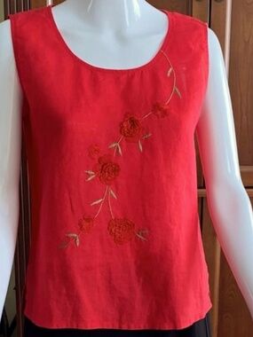 Beautiful Red linen tank top embroidered with red  croche flowers green leaves M